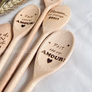 Cuillère en bois personnalisée Mlle K. Boutique